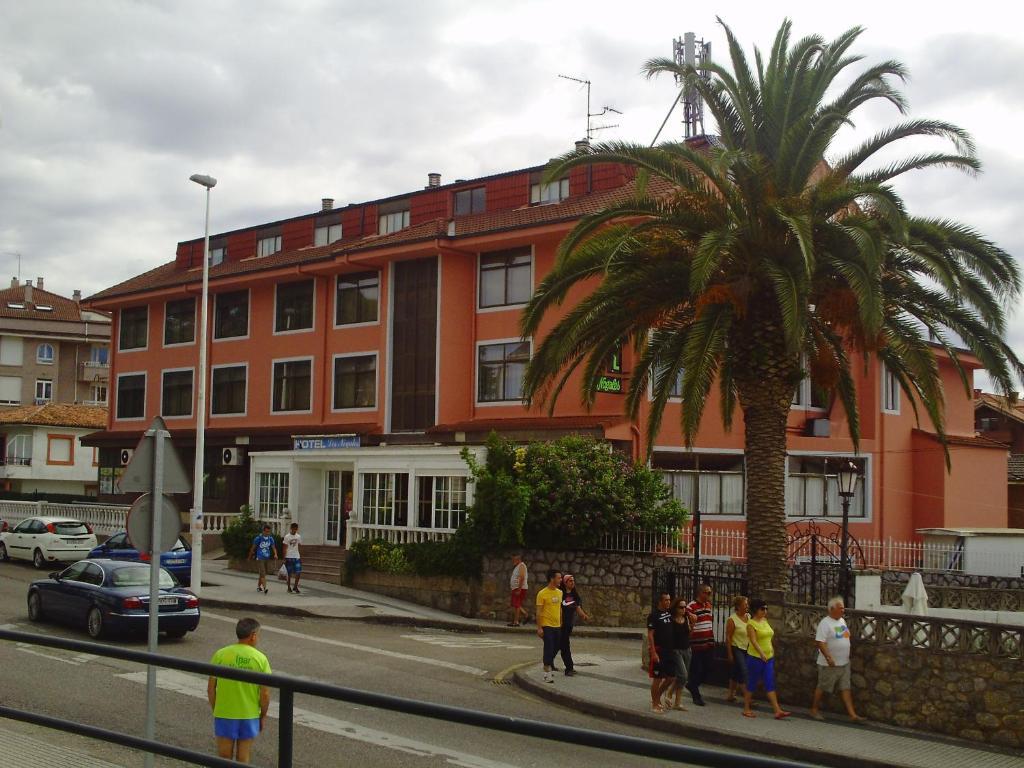 Hotel Los Nogales Noja Extérieur photo